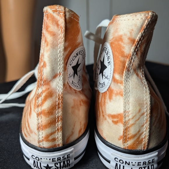 Converse Chuck Taylor All Star High Top orange tie-dye Size 8(Women), Size 6(Men - Picture 6 of 8